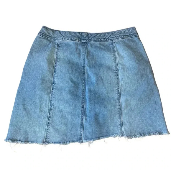 a new day mini button up denim skirt with frayed bottom - Picture 5 of 5